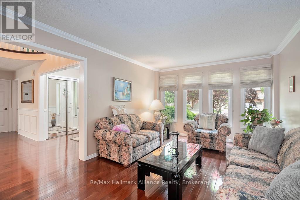 1151 Manor Road, Oakville, Ontario  L6M 1G3 - Photo 8 - W12202338