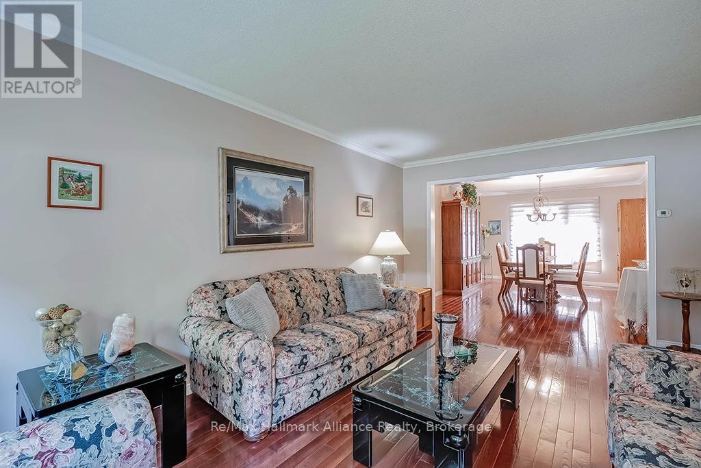 1151 Manor Road, Oakville, Ontario  L6M 1G3 - Photo 9 - W12202338