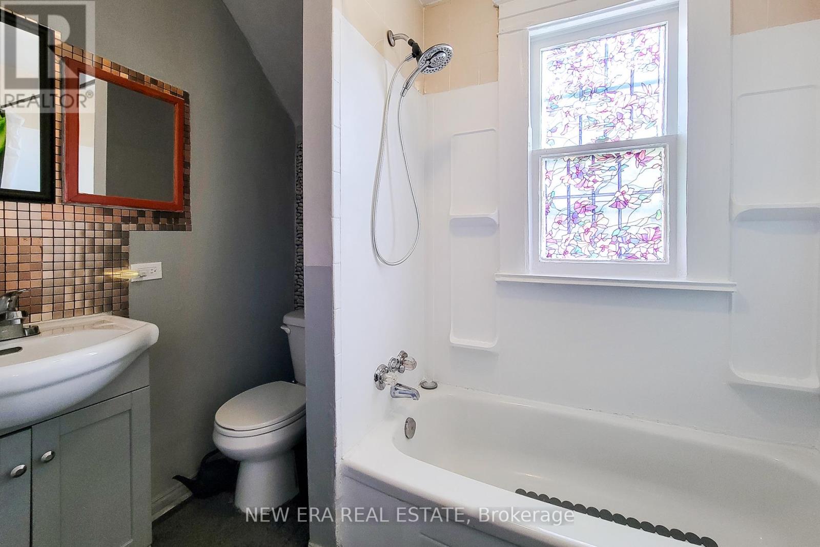 5557 Mcgrail Avenue, Niagara Falls, Ontario  L2G 3R2 - Photo 27 - X12202136