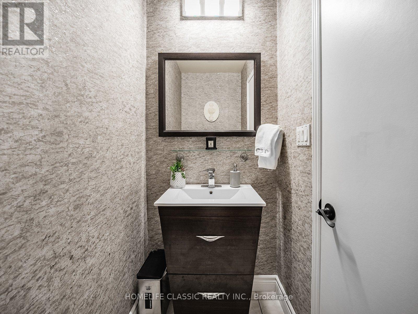 62 Terrace Drive, Hamilton (Dundas), Ontario  L9H 3X2 - Photo 24 - X12202140