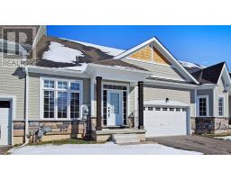 6 DURHAM ROAD, Bracebridge, Ontario
