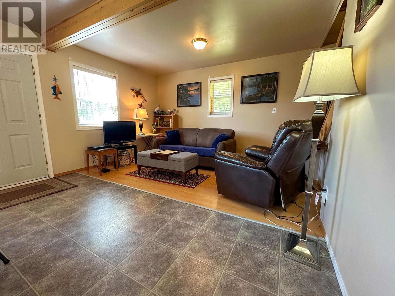 2800 Francois Lake Road, Fraser Lake, British Columbia  V0J 1S0 - Photo 15 - R3012104