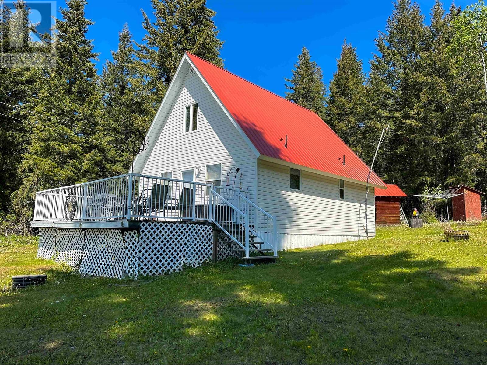 2800 Francois Lake Road, Fraser Lake, British Columbia  V0J 1S0 - Photo 1 - R3012104