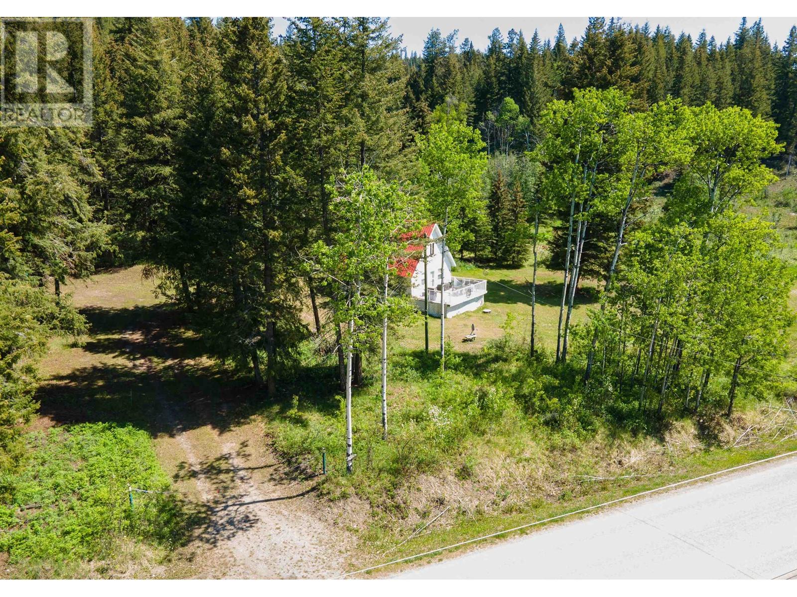 2800 Francois Lake Road, Fraser Lake, British Columbia  V0J 1S0 - Photo 8 - R3012104