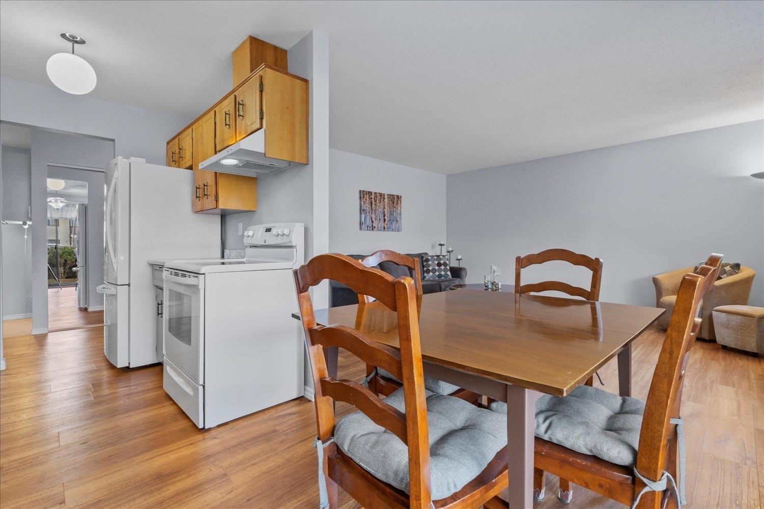 Property at 47 7455 HURON STREET image 1