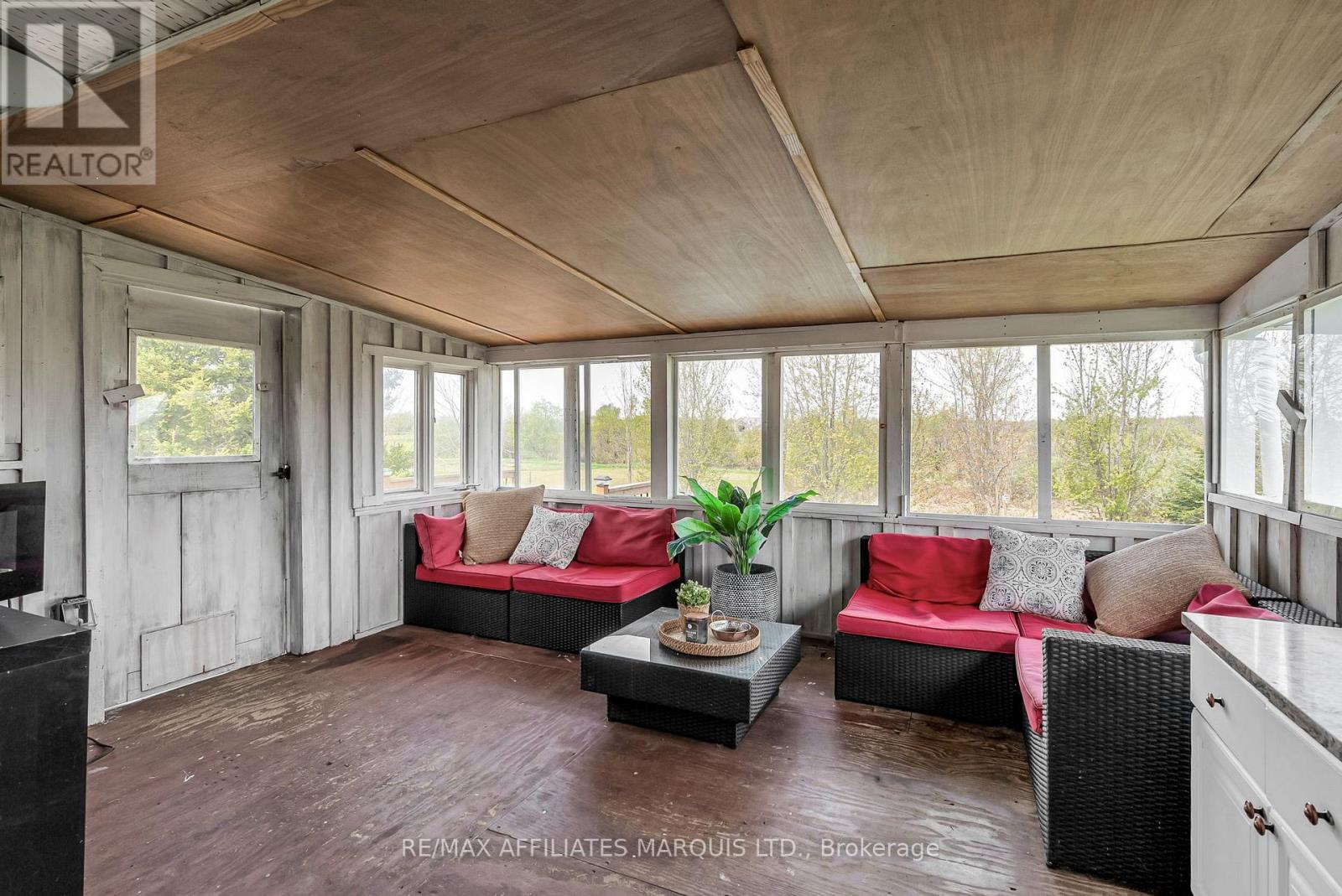 4239 County Rd 11 Road, South Stormont, Ontario  K7R 3L2 - Photo 14 - X12158075
