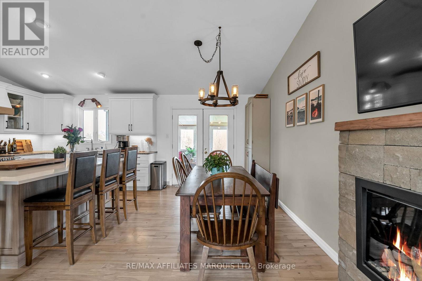 4239 County Rd 11 Road, South Stormont, Ontario  K7R 3L2 - Photo 12 - X12158075