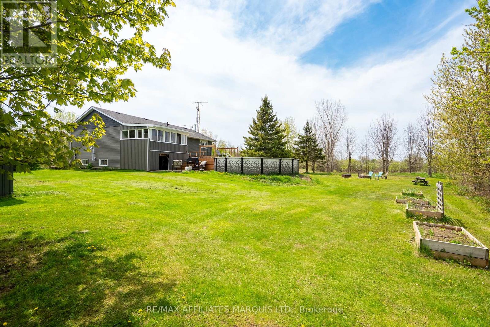 4239 County Rd 11 Road, South Stormont, Ontario  K7R 3L2 - Photo 44 - X12158075