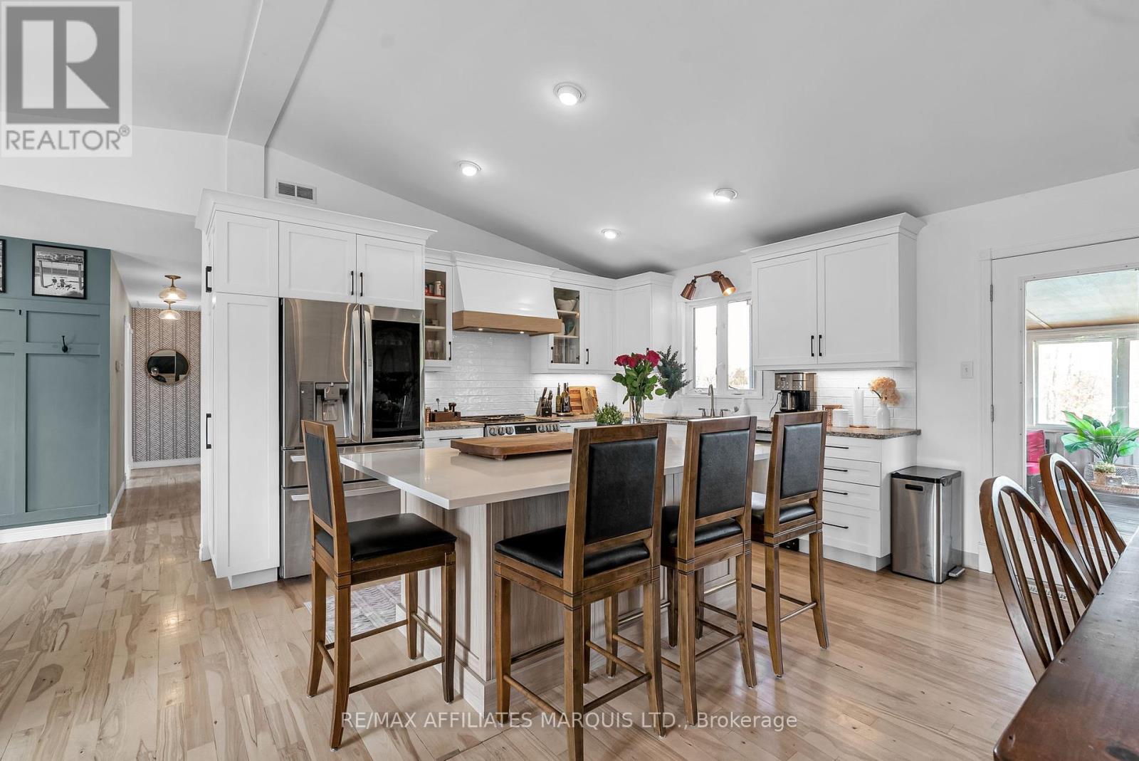 4239 County Rd 11 Road, South Stormont, Ontario  K7R 3L2 - Photo 8 - X12158075