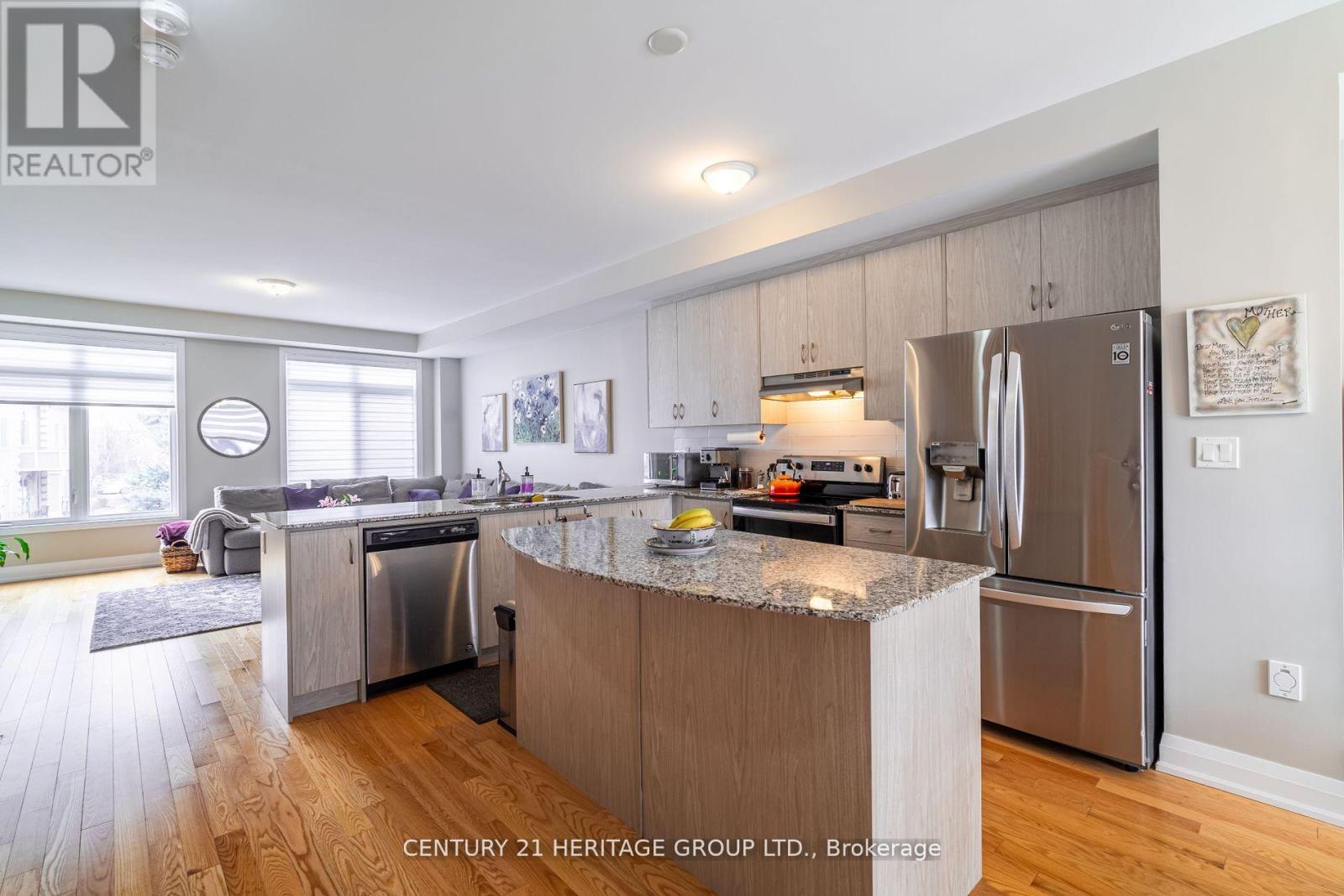 18 Moneypenny Place, Vaughan, Ontario  L4J 0K9 - Photo 13 - N12125968