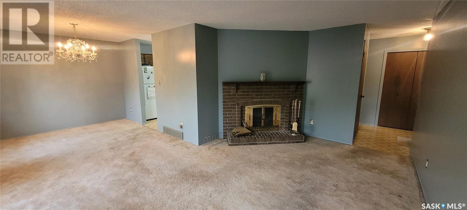 730 Dolan Street, Regina, Saskatchewan  S4X 1Z6 - Photo 3 - SK007920