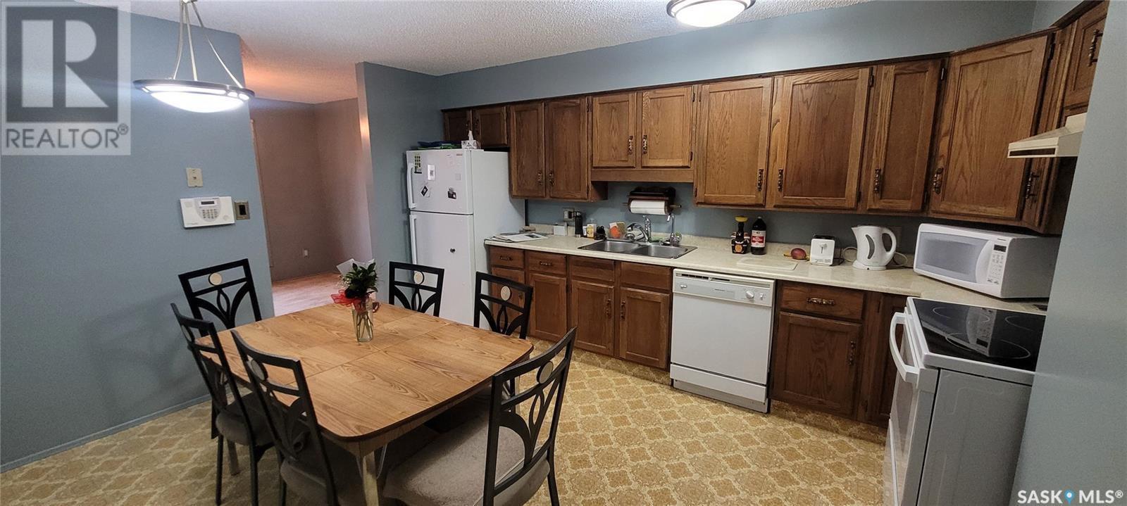 730 Dolan Street, Regina, Saskatchewan  S4X 1Z6 - Photo 8 - SK007920