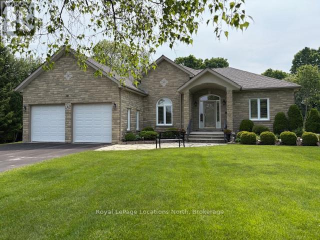 Property at 8 HILLIER COURT image 1