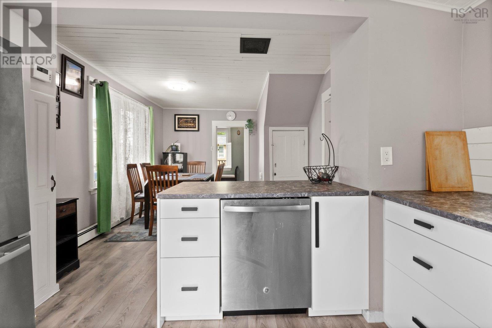 172 Renfrew Street, Dartmouth, Nova Scotia  B2Y 2M5 - Photo 18 - 202513492