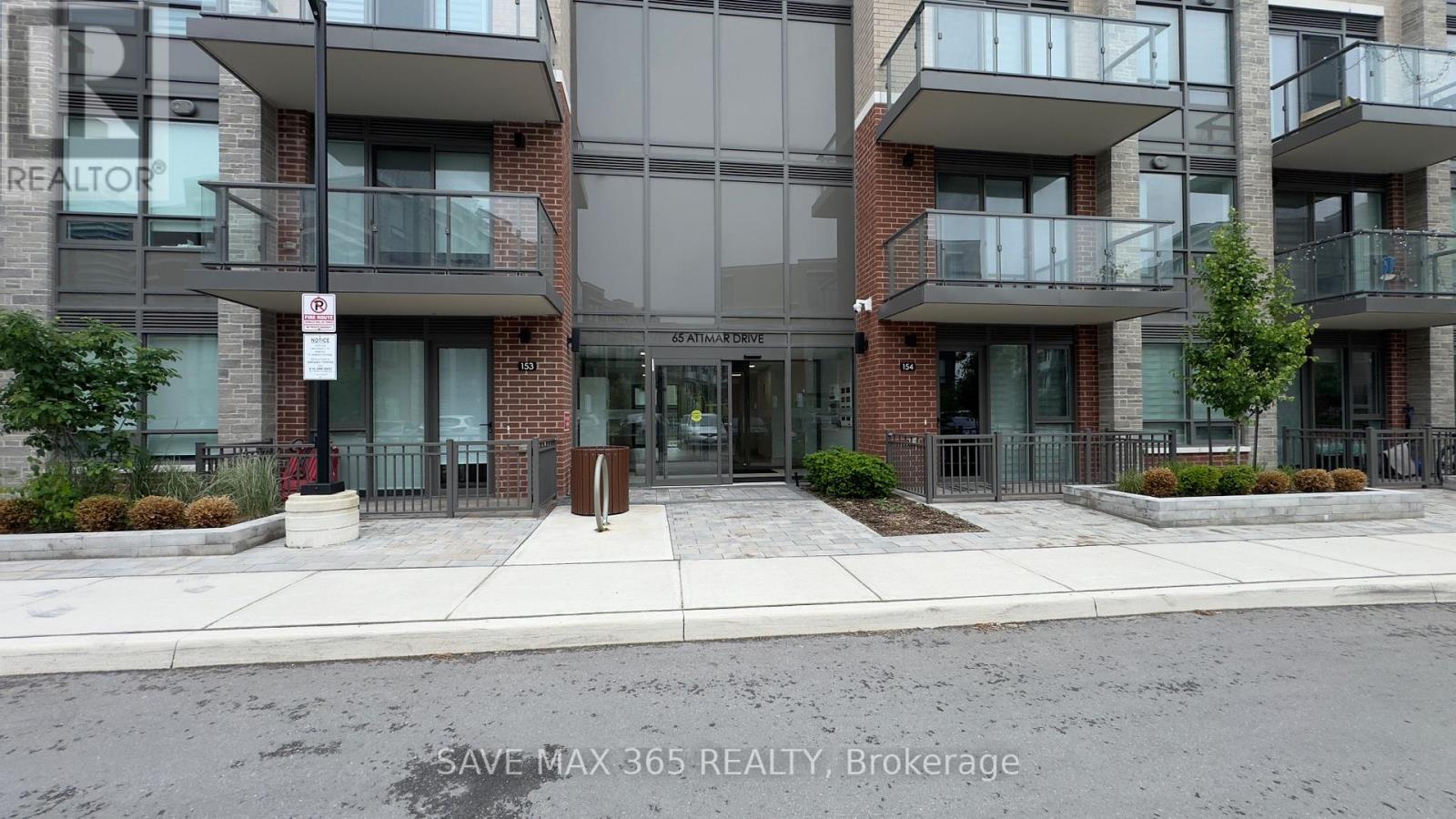 254 - 65 Attmar Drive, Brampton, Ontario  L6P 0Y6 - Photo 2 - W12196951