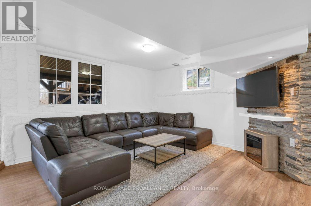 48 Fleming Road, Quinte West, Ontario  K8V 6P7 - Photo 26 - X12202208