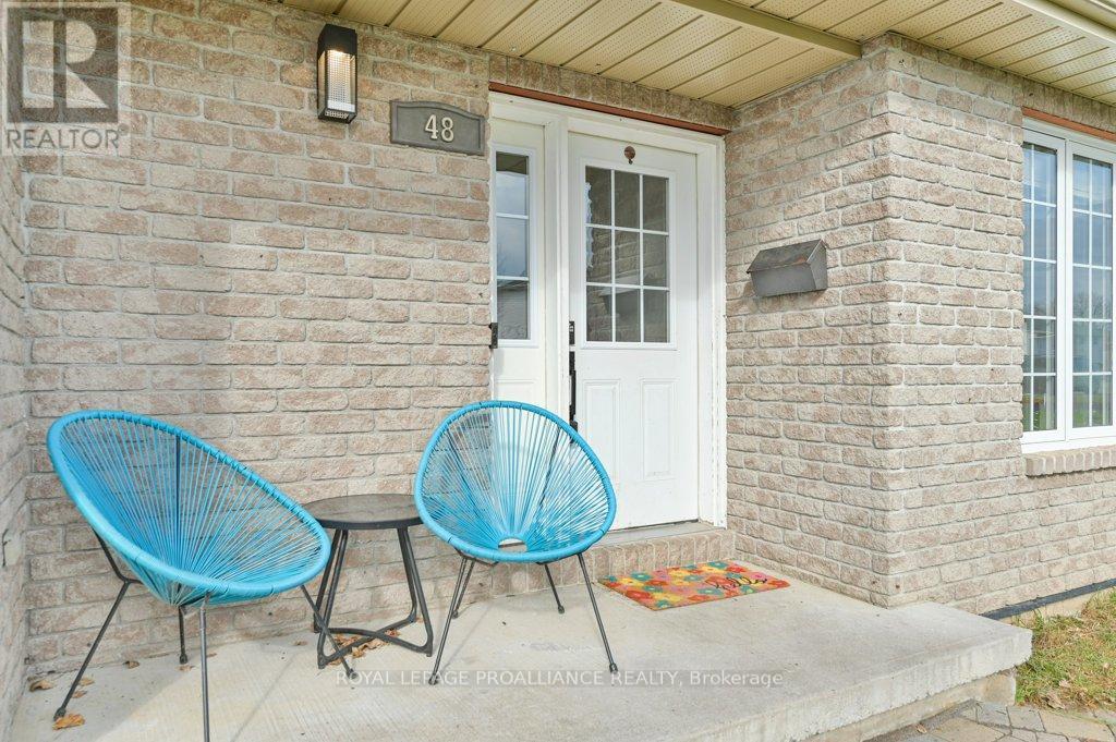 48 Fleming Road, Quinte West, Ontario  K8V 6P7 - Photo 4 - X12202208