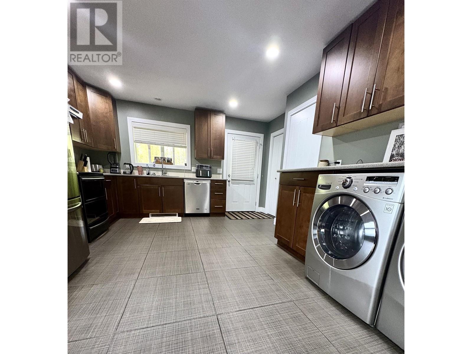 4518 Park Avenue, Terrace, British Columbia  V8G 1V1 - Photo 3 - R3010859