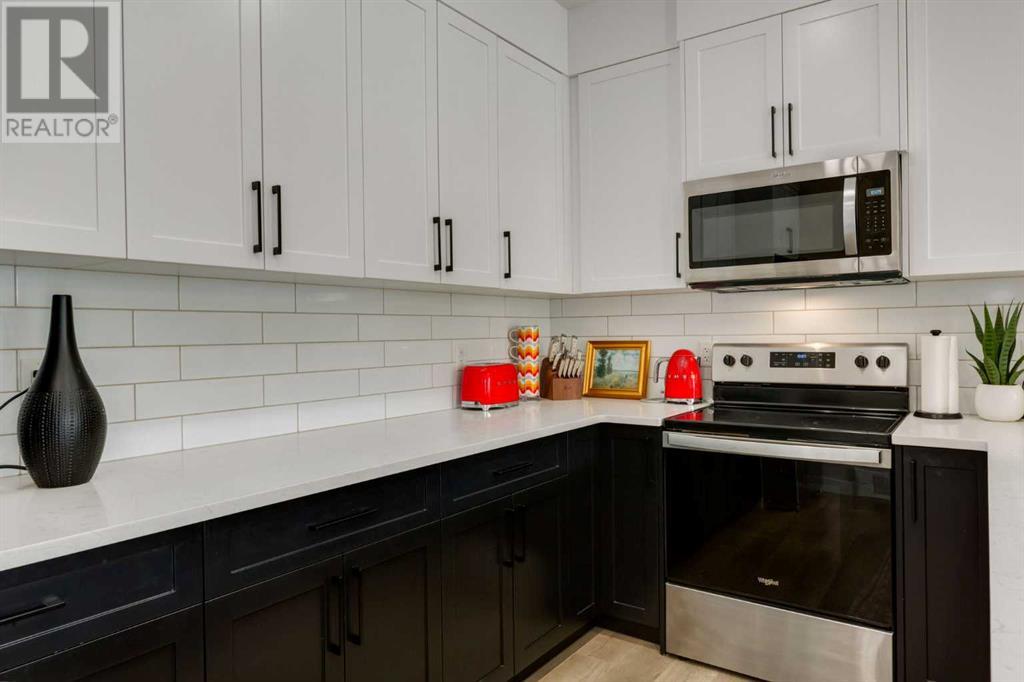 143 Crestridge Common Sw, Calgary, Alberta  T3B 6J5 - Photo 6 - A2228198