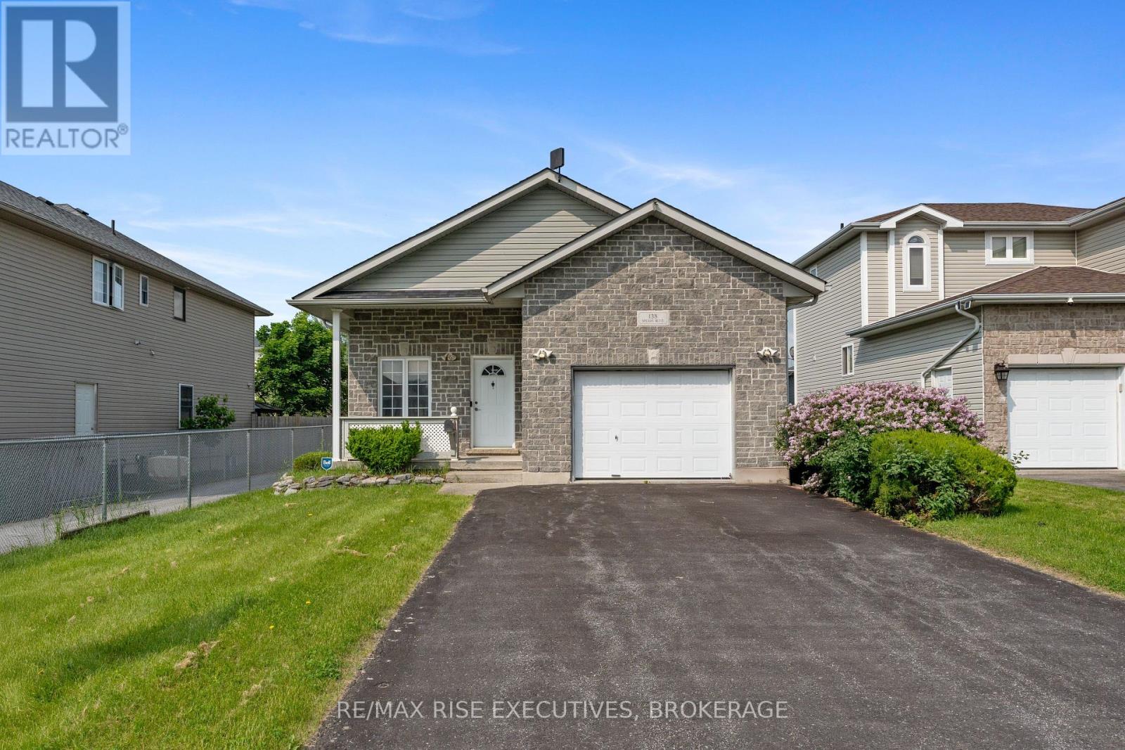 138 SPEERS BOULEVARD, Loyalist, Ontario
