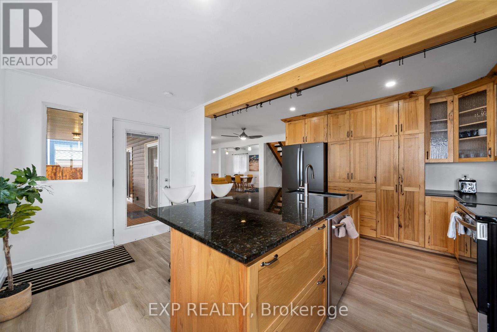 43 & 45 Clifford Street, Quinte West, Ontario  K0K 1L0 - Photo 22 - X12202320
