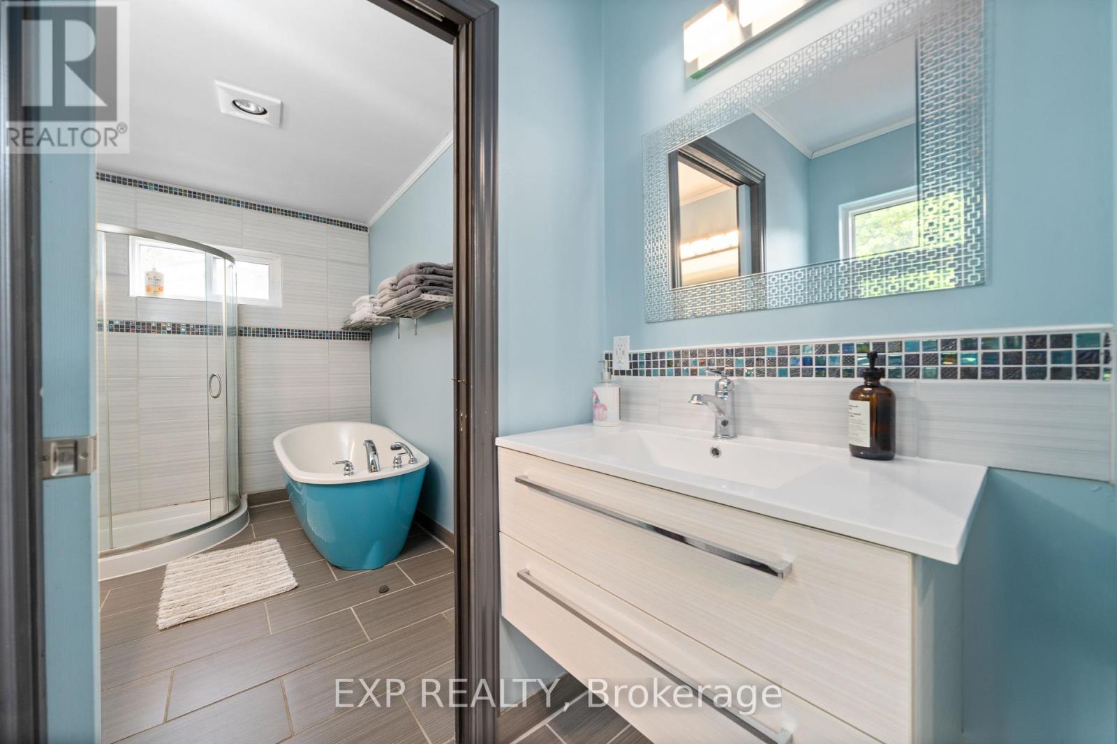 43 & 45 Clifford Street, Quinte West, Ontario  K0K 1L0 - Photo 23 - X12202320