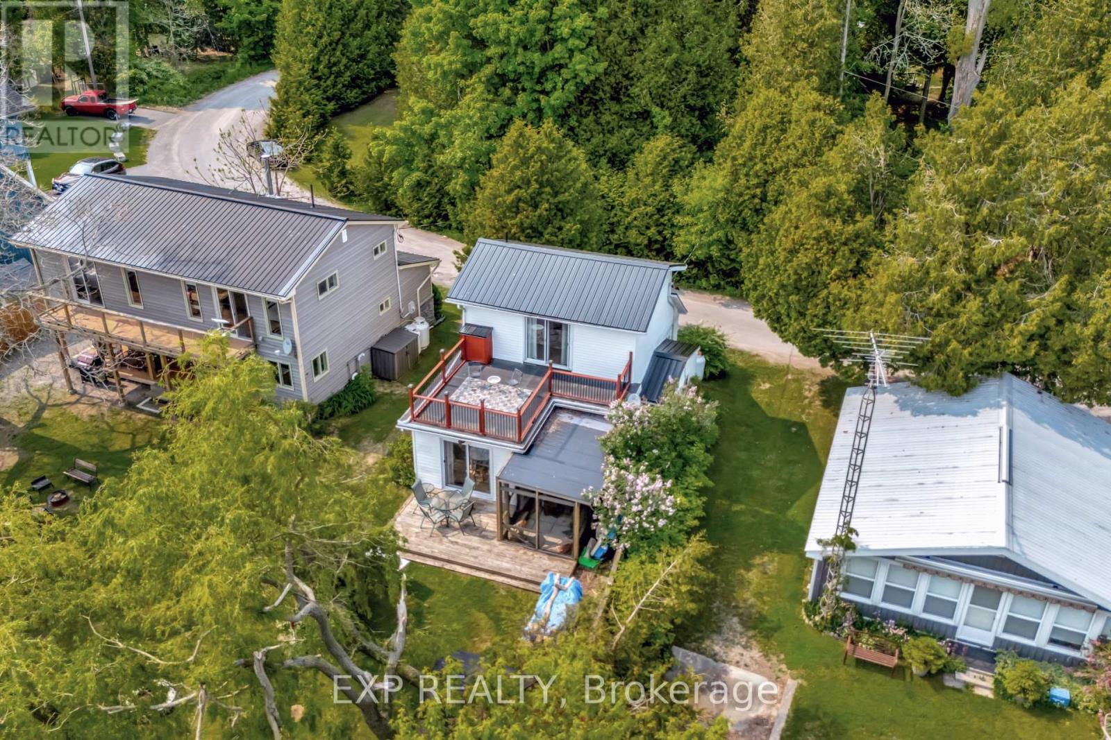 43 & 45 Clifford Street, Quinte West, Ontario  K0K 1L0 - Photo 3 - X12202320