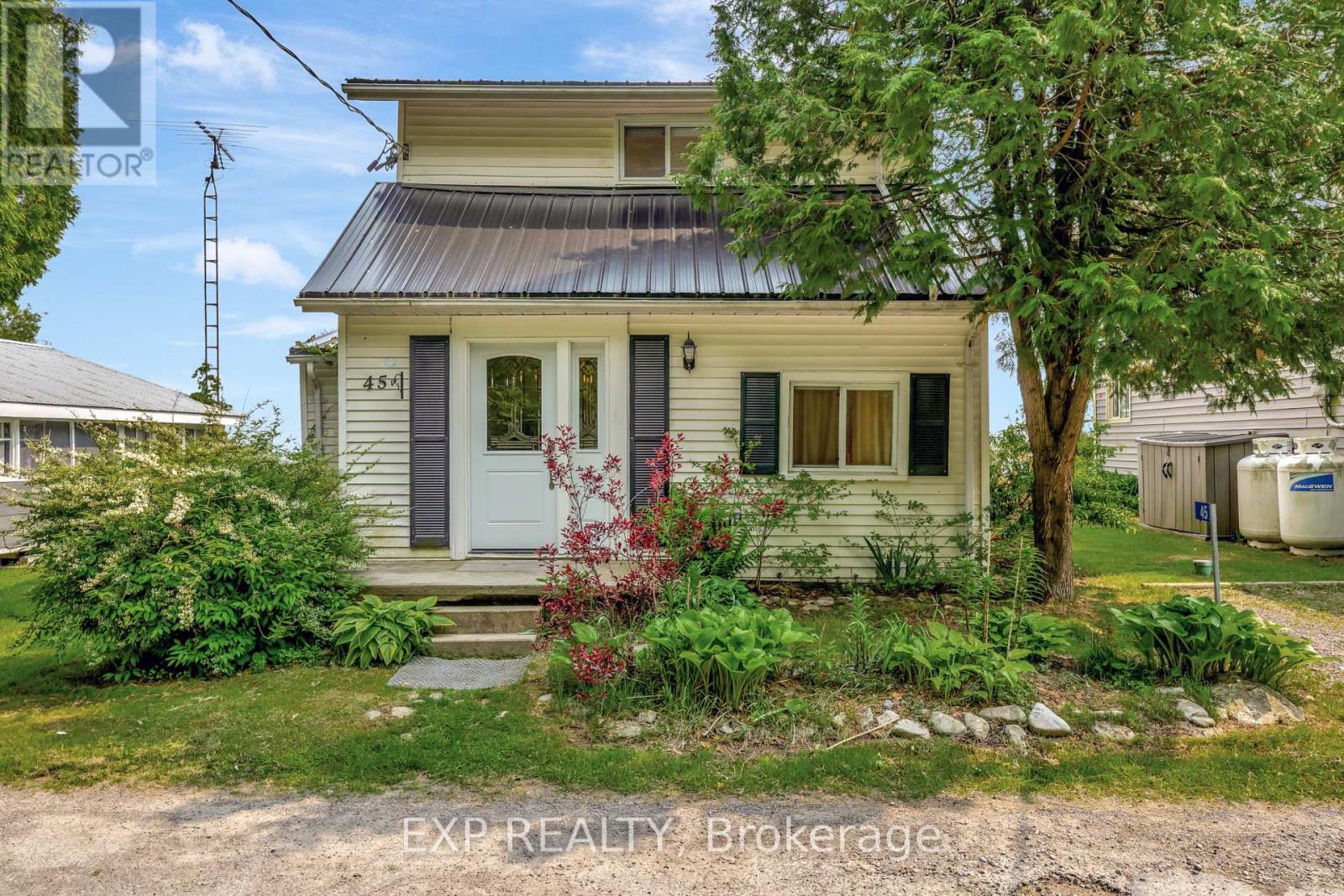 43 & 45 Clifford Street, Quinte West, Ontario  K0K 1L0 - Photo 36 - X12202320