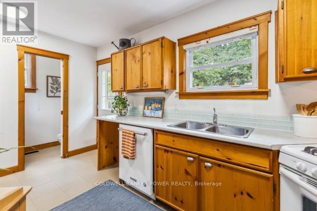Photo 16 of 50 for 77 Becher Street