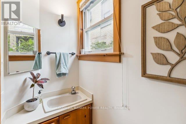 Photo 24 of 50 for 77 Becher Street