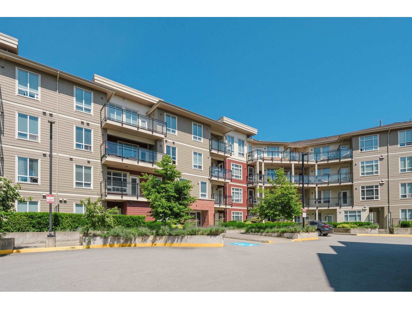 D315 20211 66 Avenue, Langley, British Columbia  V2Y 0L4 - Photo 2 - R3009119