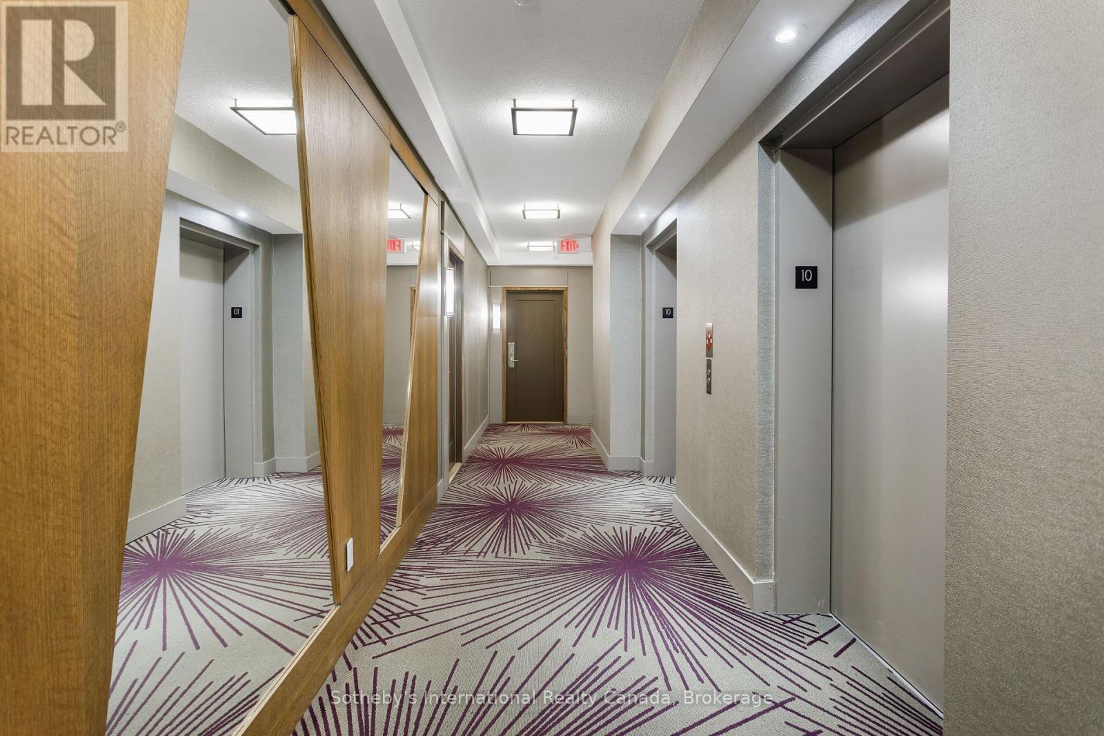 1010 - 55 Eglinton Avenue W, Mississauga, Ontario  L5R 0E4 - Photo 4 - W12202327