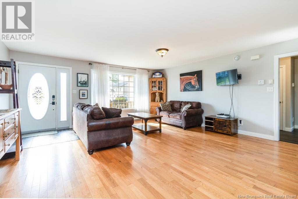 Property at 12 Dawson Drive image 3
