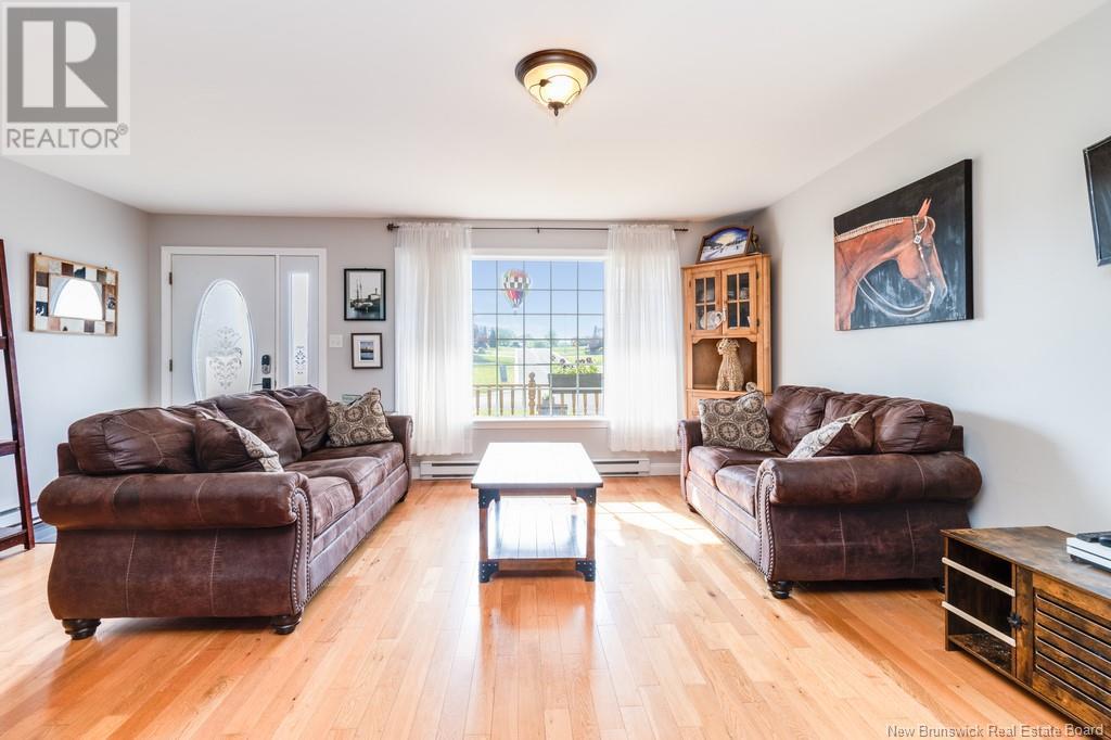 Property at 12 Dawson Drive image 5