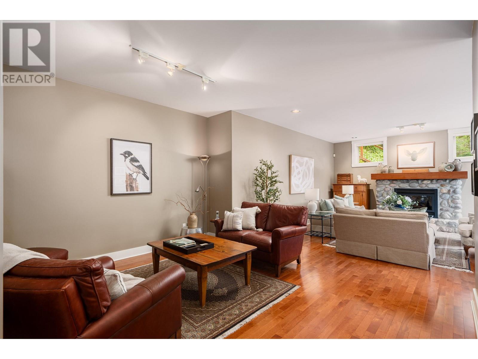 5780 Cranley Drive, West Vancouver, British Columbia  V7W 1S8 - Photo 6 - R3005590