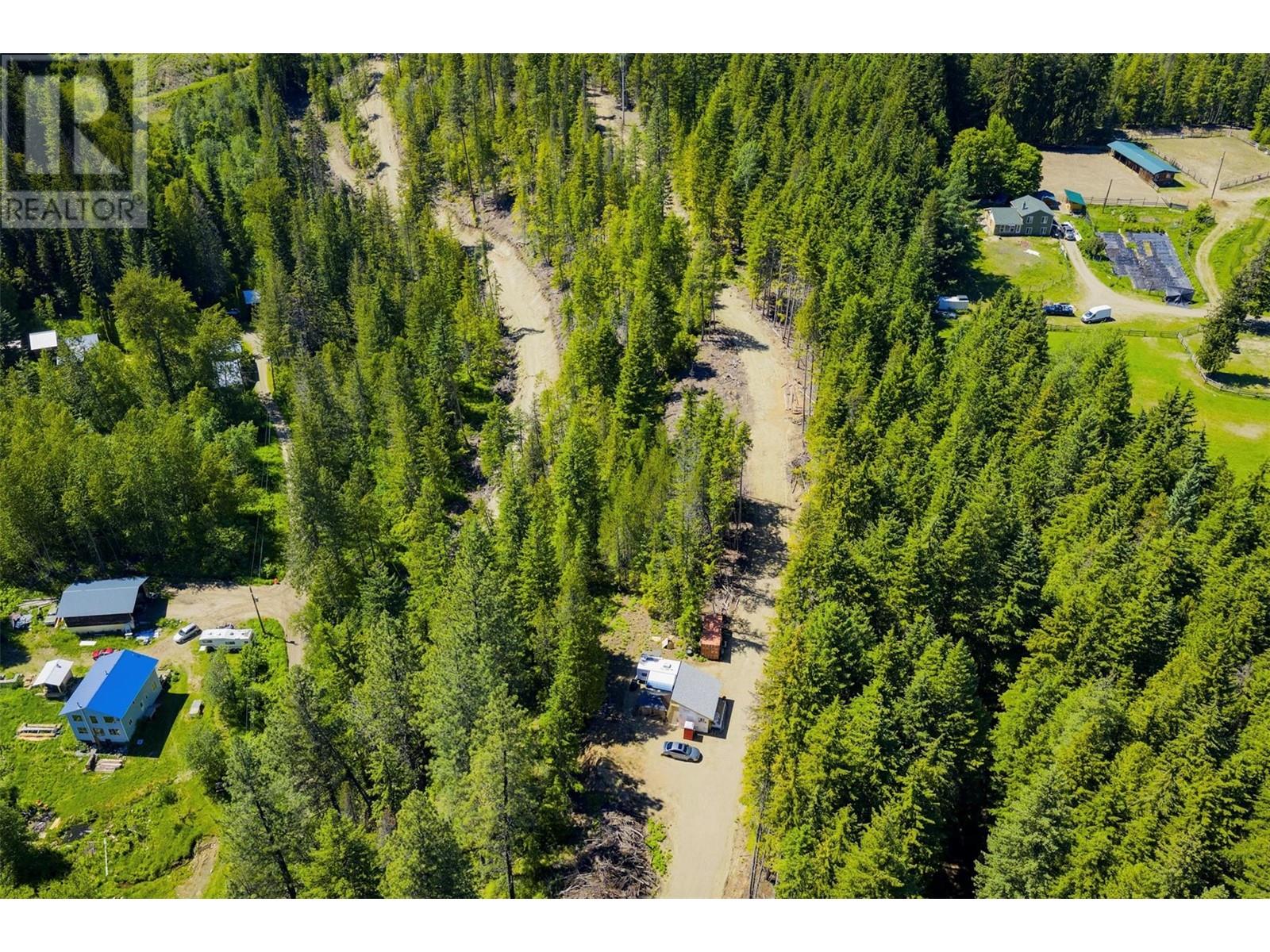 3945 Saunders Road, Passmore, British Columbia  V0G 2J0 - Photo 23 - 10349706