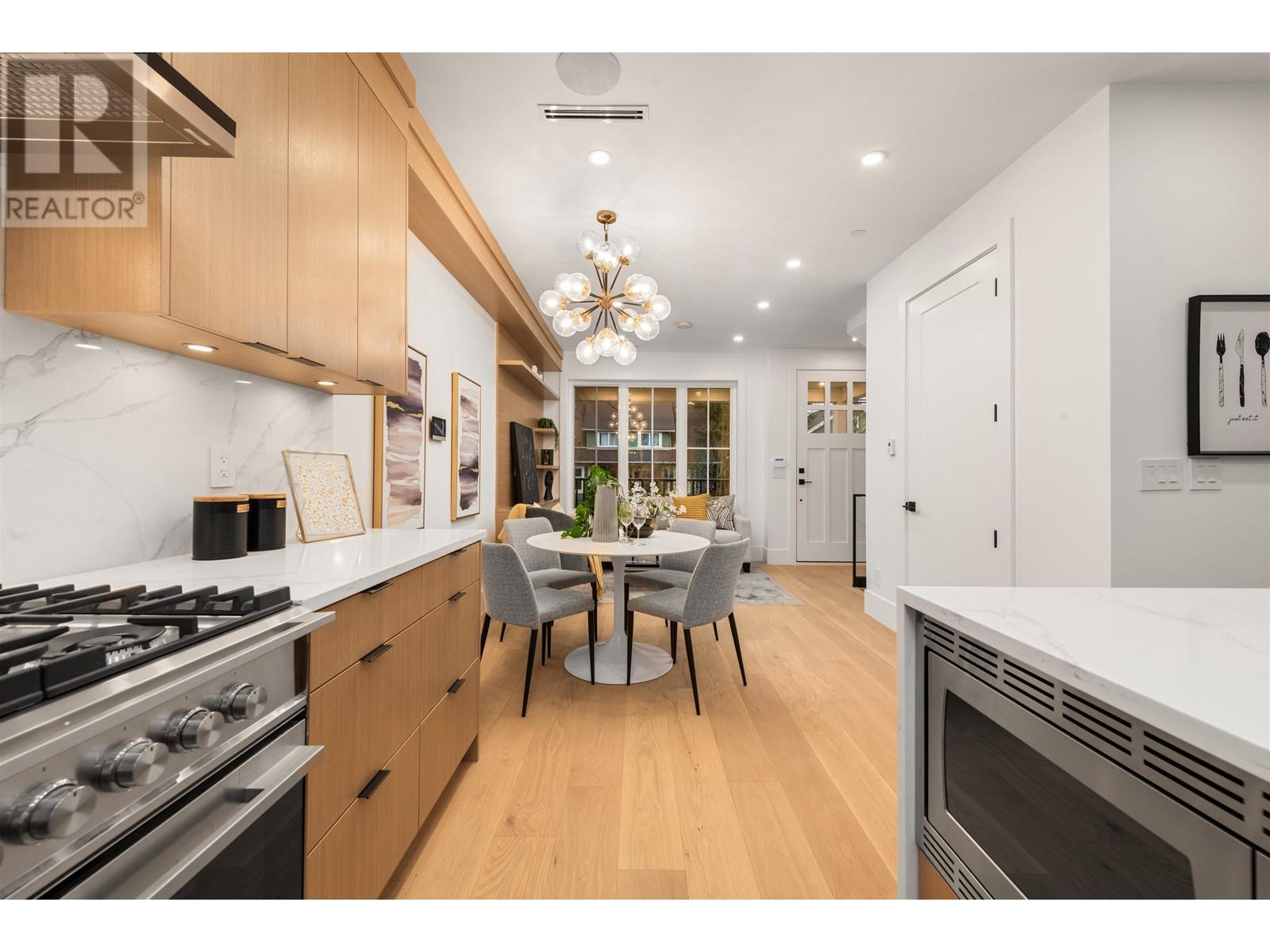 2052 Ferndale Street, Vancouver, British Columbia  V5L 1Y1 - Photo 15 - R3012266