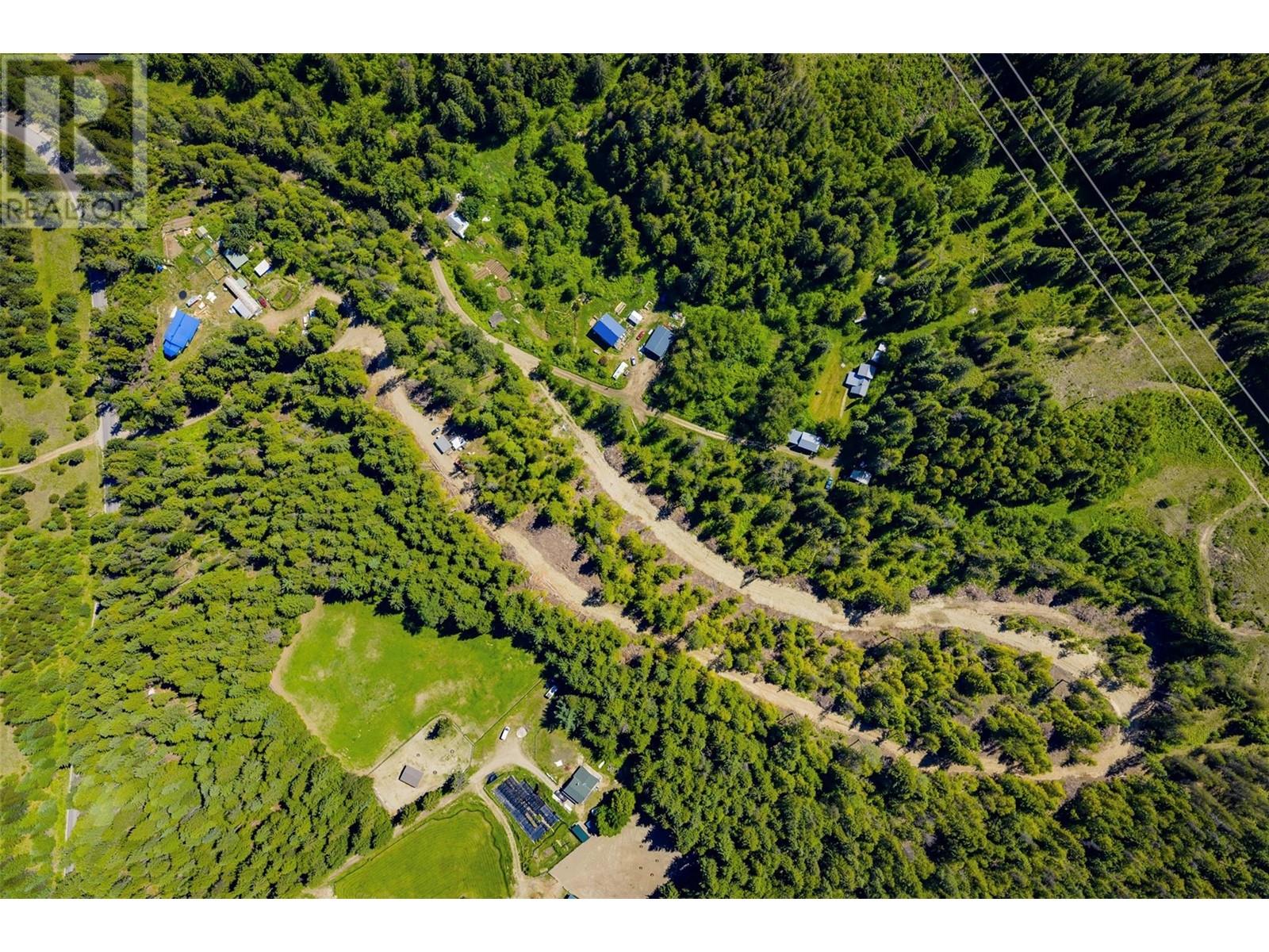 3945 Saunders Road, Passmore, British Columbia  V0G 2J0 - Photo 28 - 10349706