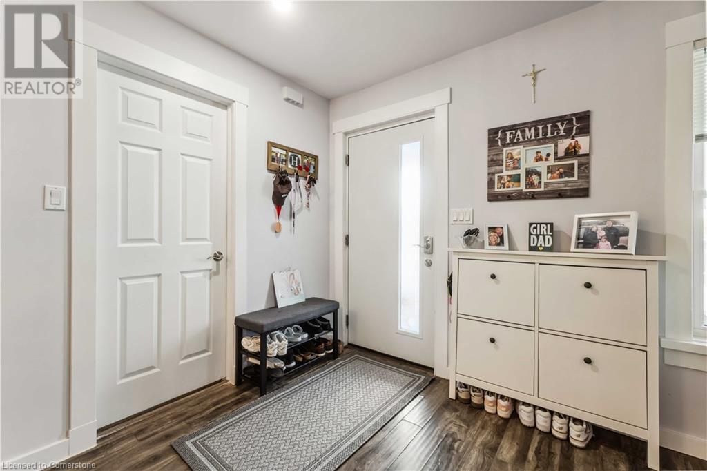 246 Martin Street, Welland, Ontario  L3C 7L5 - Photo 7 - 40730647