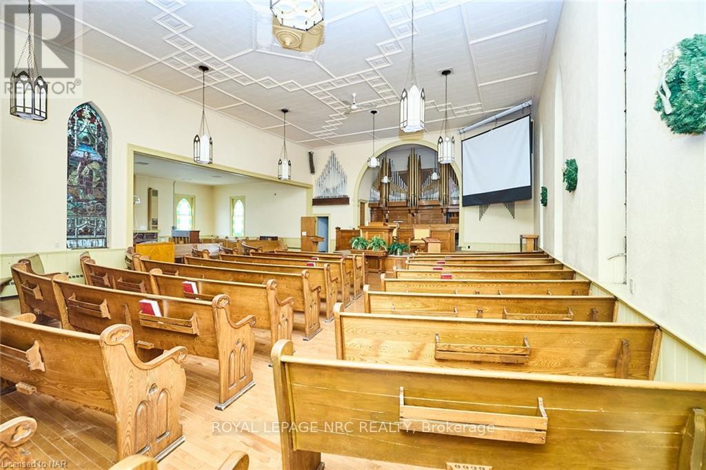 366 Ridge Road N, Fort Erie, Ontario  L0S 1N0 - Photo 9 - X12050070