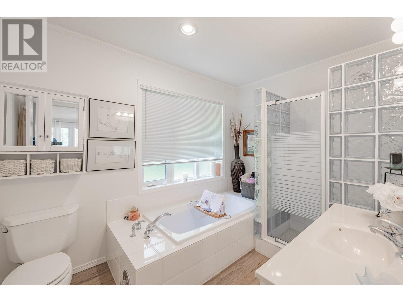 4909 Meadows Crescent, Fairmont Hot Springs, British Columbia  V0B 1L0 - Photo 34 - 10351153