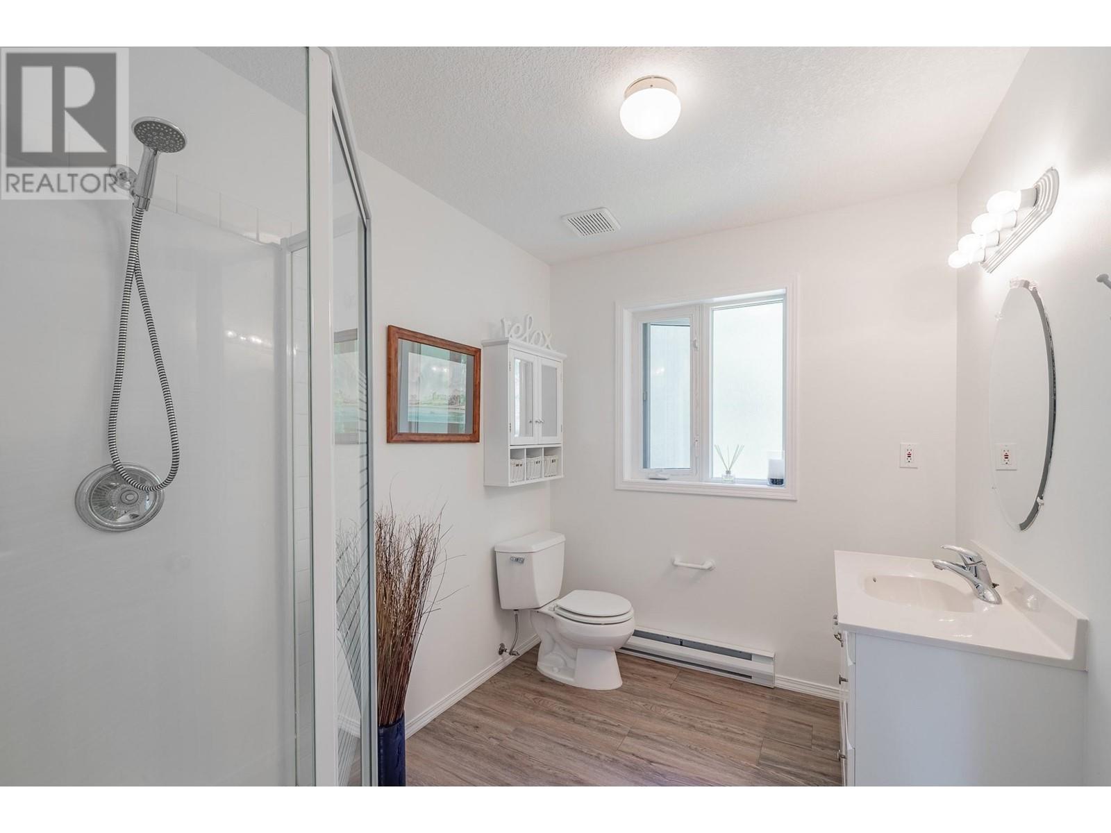 4909 Meadows Crescent, Fairmont Hot Springs, British Columbia  V0B 1L0 - Photo 37 - 10351153