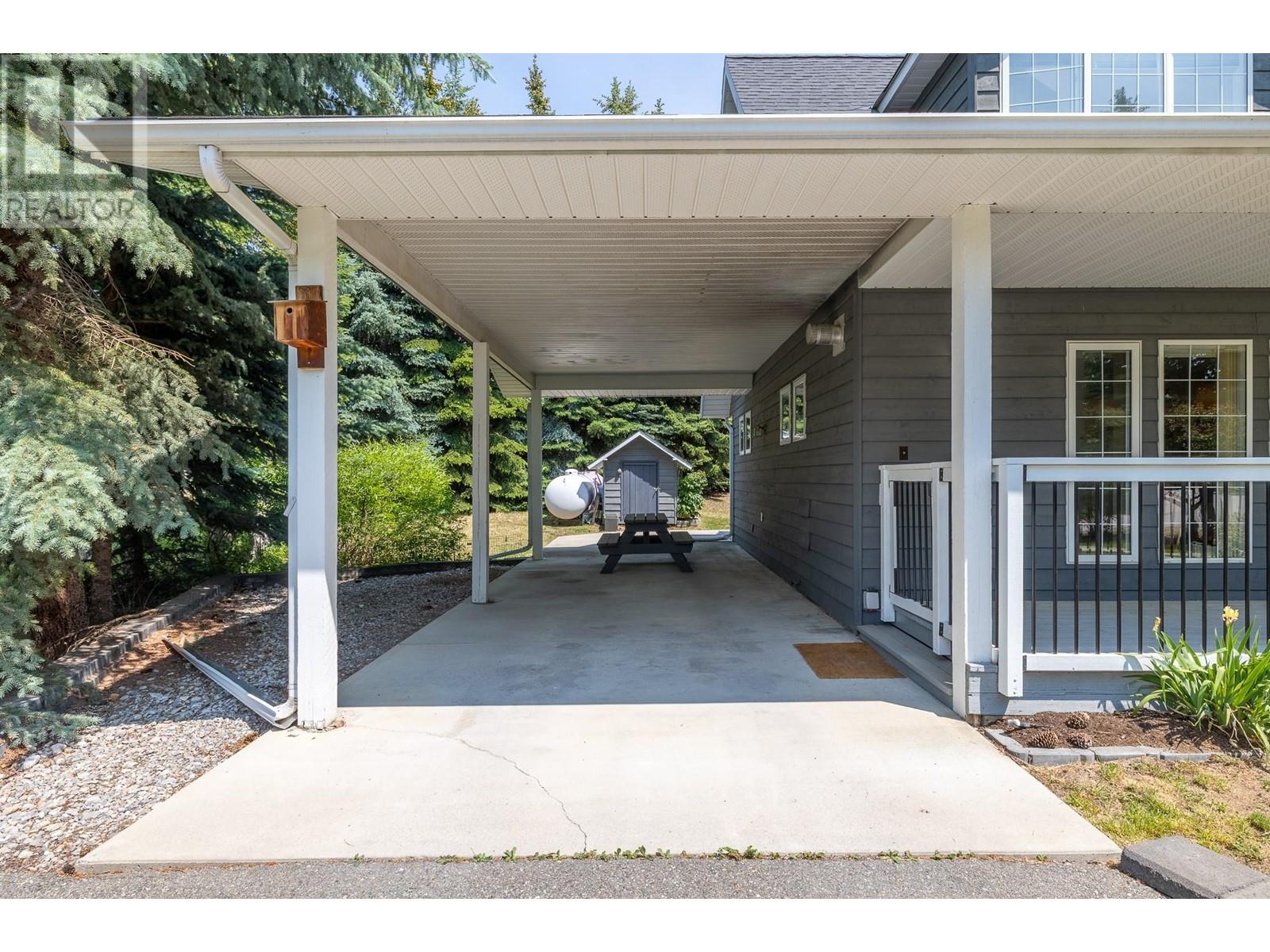 4909 Meadows Crescent, Fairmont Hot Springs, British Columbia  V0B 1L0 - Photo 4 - 10351153
