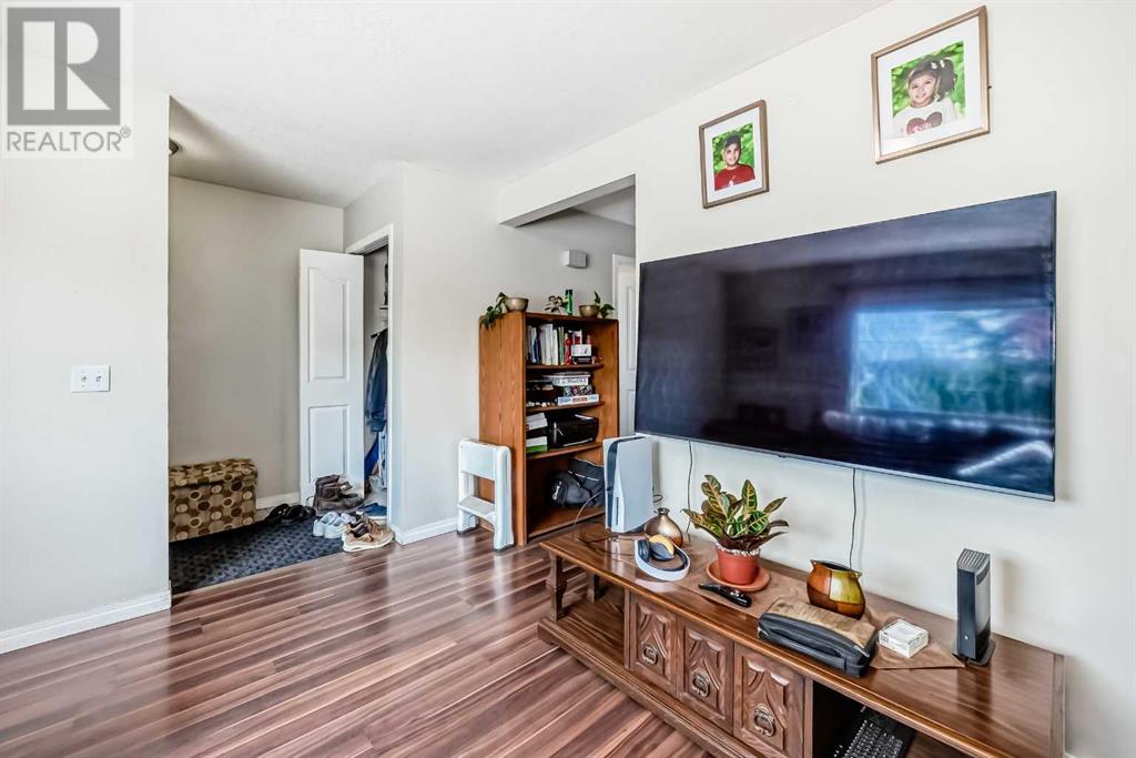 Property at 4304 6A Avenue SE image 5