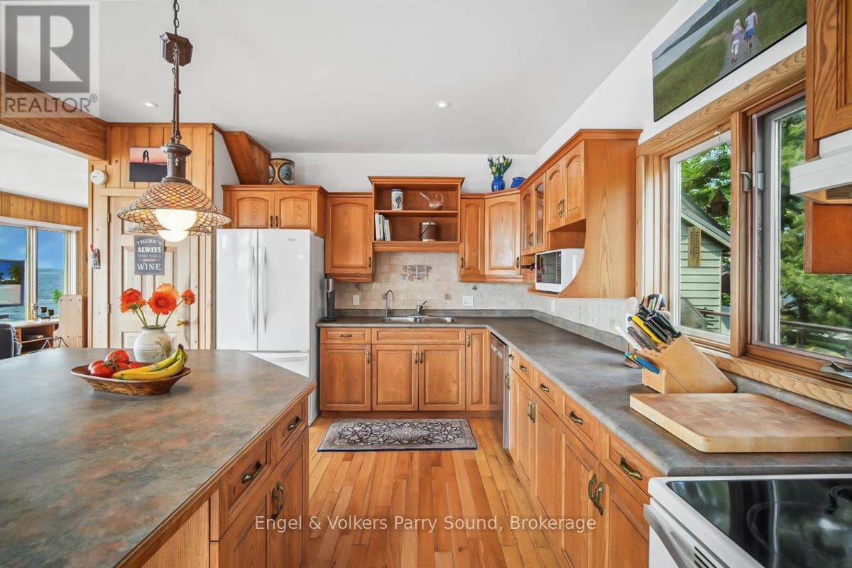 1 Three Tree Island, Mcdougall, Ontario  P0G 1G0 - Photo 11 - X12202395