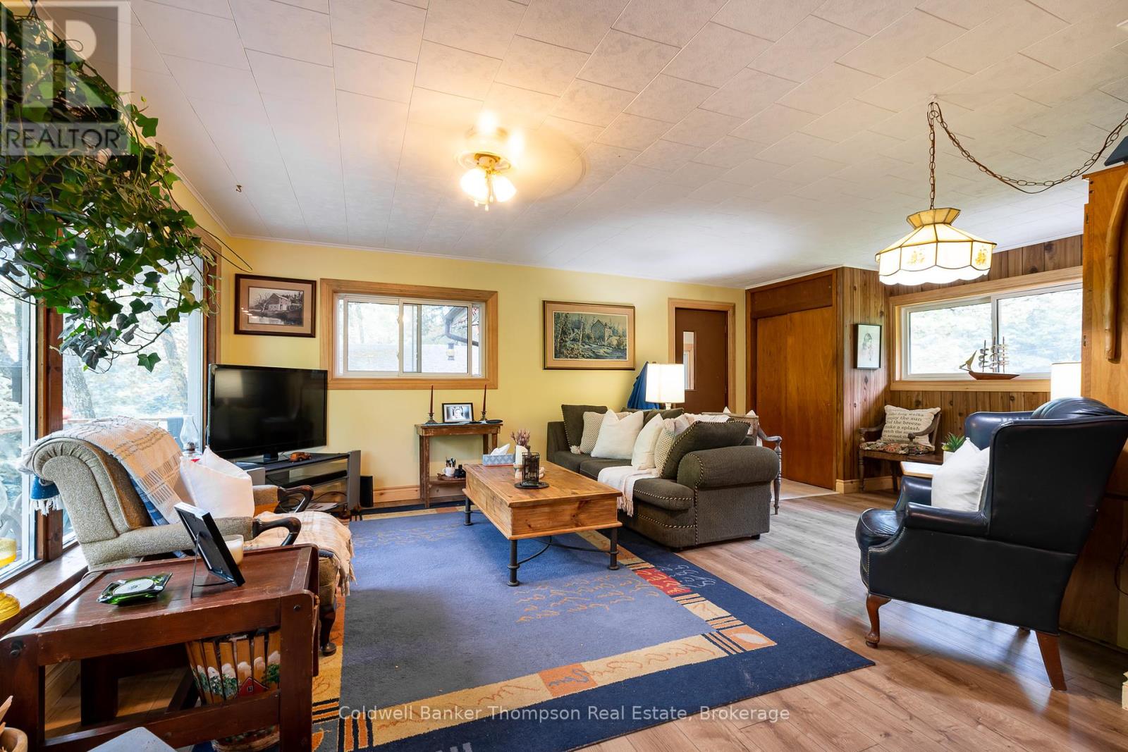 157 Groeger Road, Huntsville, Ontario  P1H 2J4 - Photo 11 - X12202429