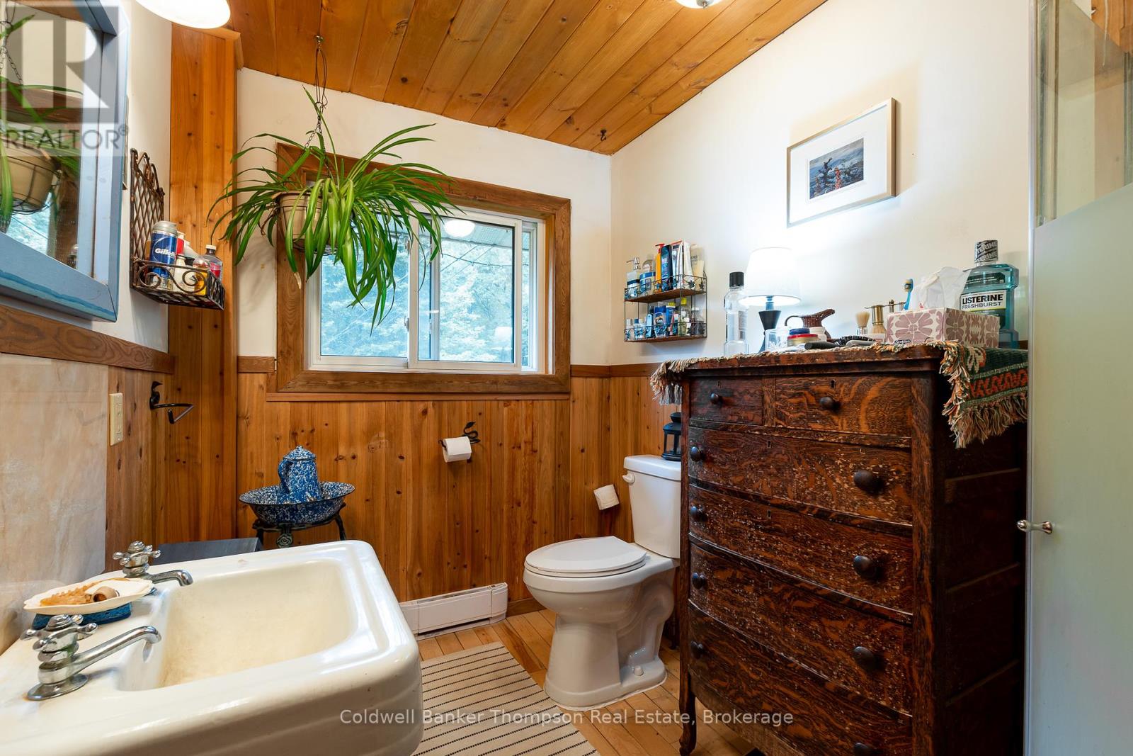 157 Groeger Road, Huntsville, Ontario  P1H 2J4 - Photo 16 - X12202429