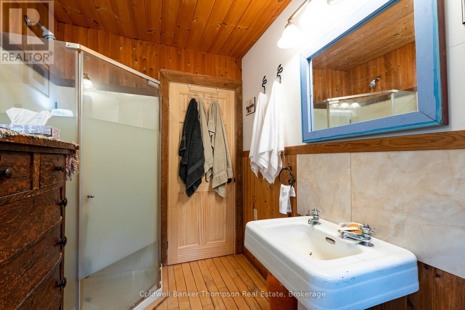 157 Groeger Road, Huntsville, Ontario  P1H 2J4 - Photo 17 - X12202429