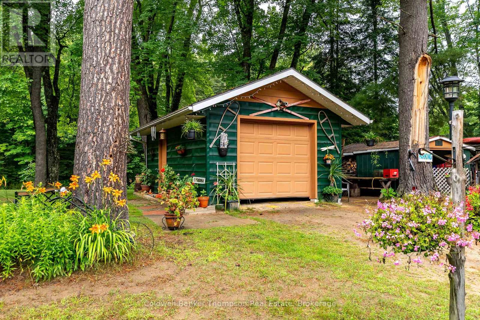 157 Groeger Road, Huntsville, Ontario  P1H 2J4 - Photo 42 - X12202429