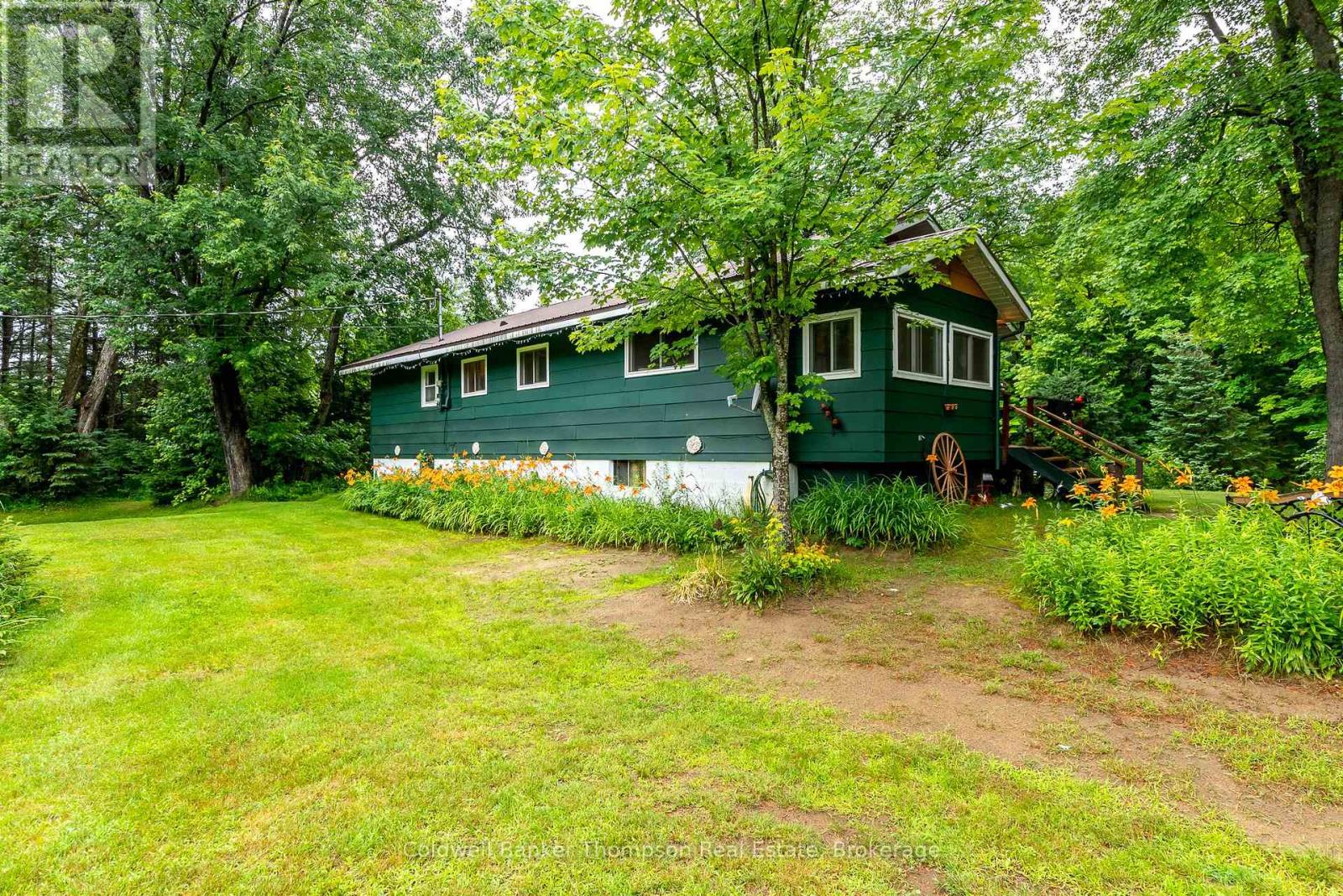157 Groeger Road, Huntsville, Ontario  P1H 2J4 - Photo 5 - X12202429
